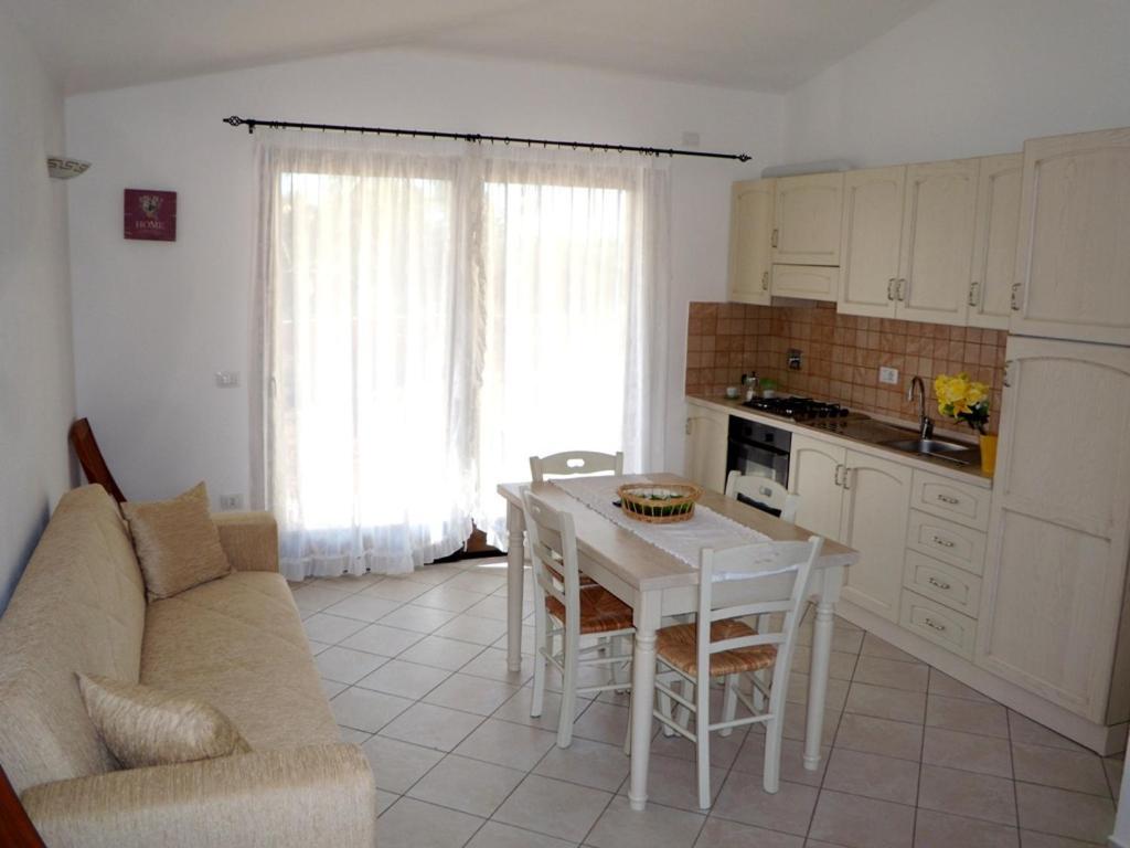 Casadelfaro Con Giardino A Pittulongu 600Metri Dalla Spiaggia Olbia Ngoại thất bức ảnh