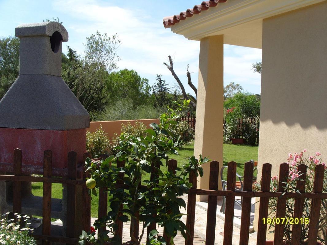Casadelfaro Con Giardino A Pittulongu 600Metri Dalla Spiaggia Olbia Ngoại thất bức ảnh