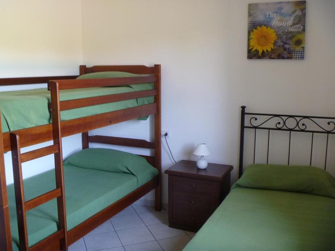 Casadelfaro Con Giardino A Pittulongu 600Metri Dalla Spiaggia Olbia Ngoại thất bức ảnh