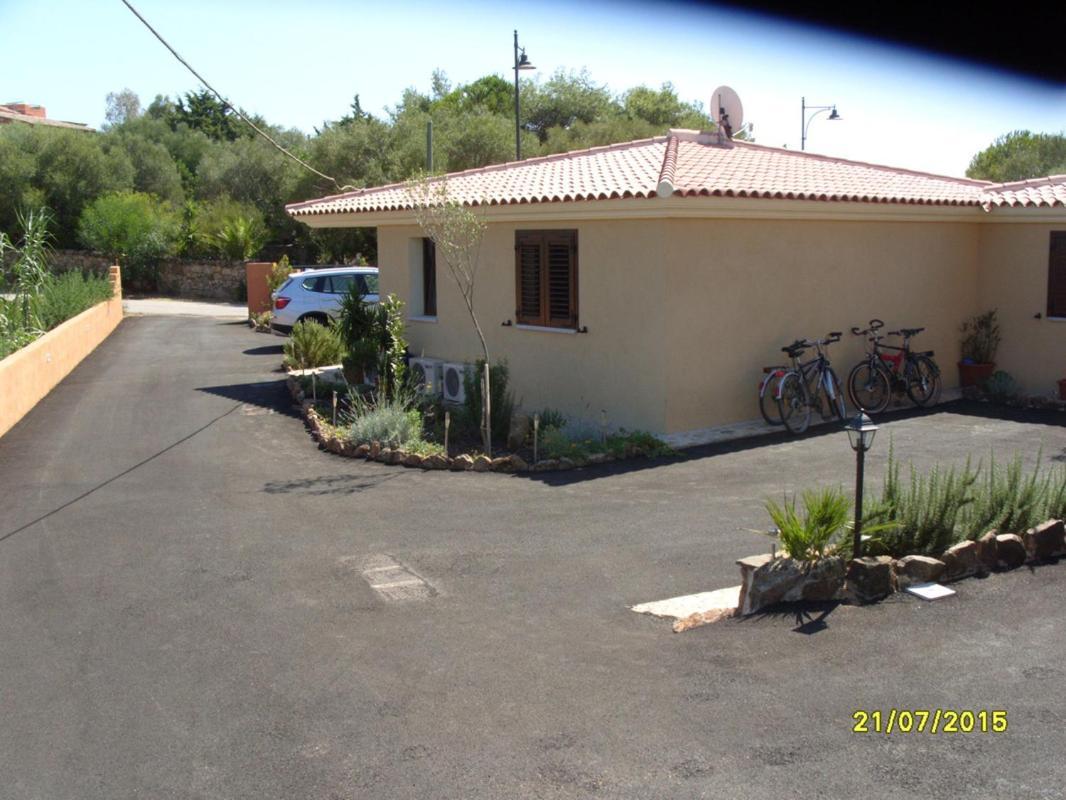 Casadelfaro Con Giardino A Pittulongu 600Metri Dalla Spiaggia Olbia Ngoại thất bức ảnh